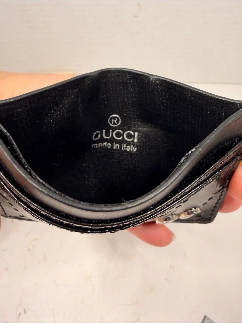 Gucci Signature Leather Card Holder with Silver-Tone GG Logo